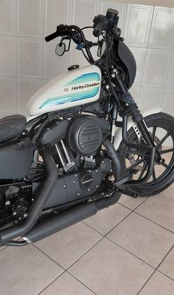 HARLEY-DAVIDSON SPORTSTER IRON 1200 